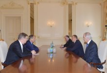 Президент Азербайджана принял министра иностранных дел России (ФОТО)