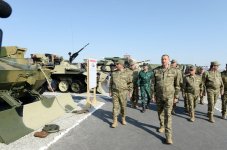 Президент Ильхам Алиев наблюдал за оперативно-тактическими учениями по случаю 96-й годовщины создания ВС Азербайджана (ФОТО)