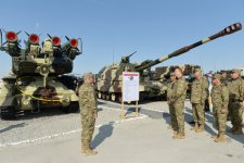 Президент Ильхам Алиев наблюдал за оперативно-тактическими учениями по случаю 96-й годовщины создания ВС Азербайджана (ФОТО)