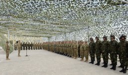 Президент Ильхам Алиев наблюдал за оперативно-тактическими учениями по случаю 96-й годовщины создания ВС Азербайджана (ФОТО)