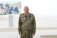 Президент Ильхам Алиев наблюдал за оперативно-тактическими учениями по случаю 96-й годовщины создания ВС Азербайджана (ФОТО)