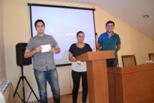 В Баку прошел турнир по интеллектуальной игре "Parlaq Zəka" (ФОТО)