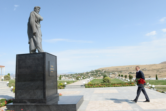 Azerbaijani president reviews Jafar Jabbarli park after reconstruction