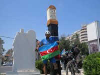 Известный велопутешественник Рамиль Зиядов доехал до Бухареста (ФОТО)