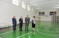 Президент Азербайджана ознакомился с состоянием здания одной из бакинских средних школ после капремонта (ФОТО)