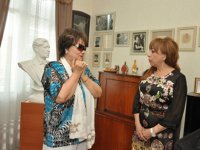 Тамара Синявская посетила Квартиру-музей Ниязи в Баку (ФОТО)