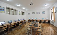 Ильхам Алиев ознакомился с Комплексом "Школа-лицей" Бакинского славянского университета после капремонта (ФОТО)