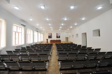 Ильхам Алиев ознакомился с Комплексом "Школа-лицей" Бакинского славянского университета после капремонта (ФОТО)