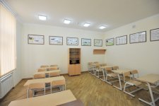Ильхам Алиев ознакомился с Комплексом "Школа-лицей" Бакинского славянского университета после капремонта (ФОТО)