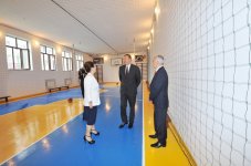Ильхам Алиев ознакомился с Комплексом "Школа-лицей" Бакинского славянского университета после капремонта (ФОТО)