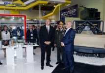 Ильхам Алиев ознакомился с первой Азербайджанской международной выставкой оборонной промышленности (ФОТО)