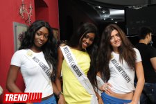 Финалистки "Miss Globe İnternational" примерили сценические платья от Гюнель Бехбудовой (ФОТО)