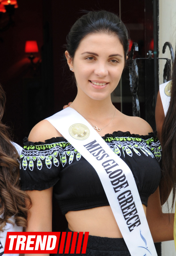 Финалистки "Miss Globe İnternational" примерили сценические платья от Гюнель Бехбудовой (ФОТО)
