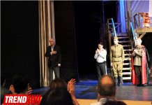 "Лучше быть живым бабником, чем мертвым Героем Советского Союза" -  премьера трагикомедии "Последний приказ генерала" в Баку (ФОТО)