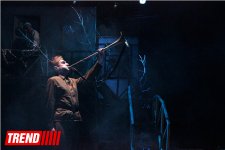 "Лучше быть живым бабником, чем мертвым Героем Советского Союза" -  премьера трагикомедии "Последний приказ генерала" в Баку (ФОТО)