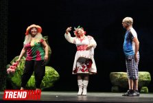 В Баку состоялась премьера оперетты "Золотая свадьба" (ФОТО)