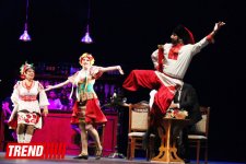 В Баку состоялась премьера оперетты "Золотая свадьба" (ФОТО)