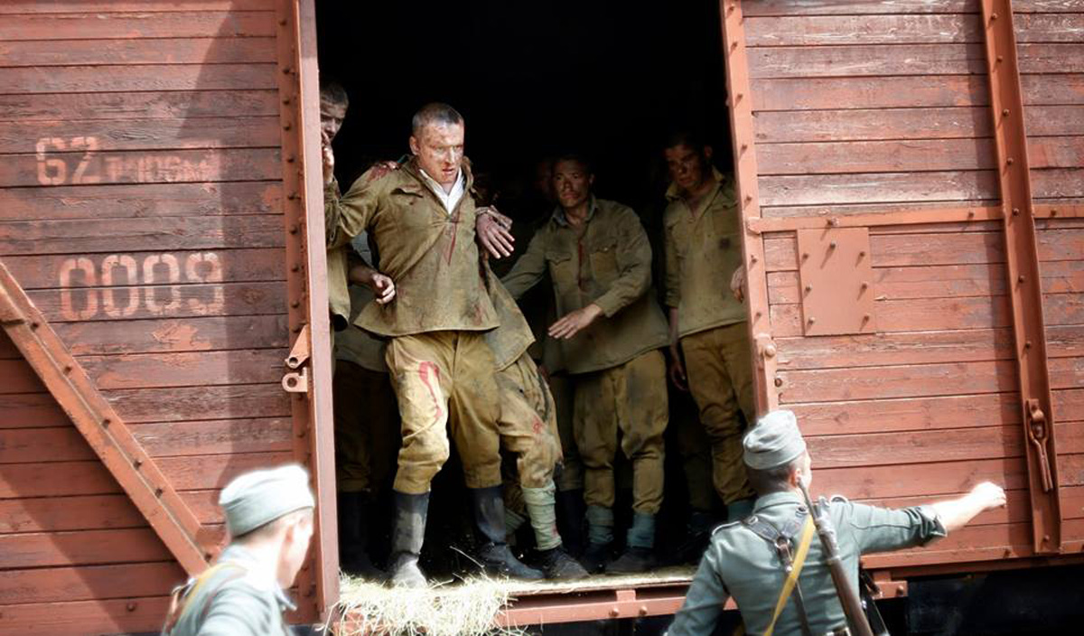 В Гяндже снимается фильм "Прерванные воспоминания" про защитника Брестской крепости (ФОТО)