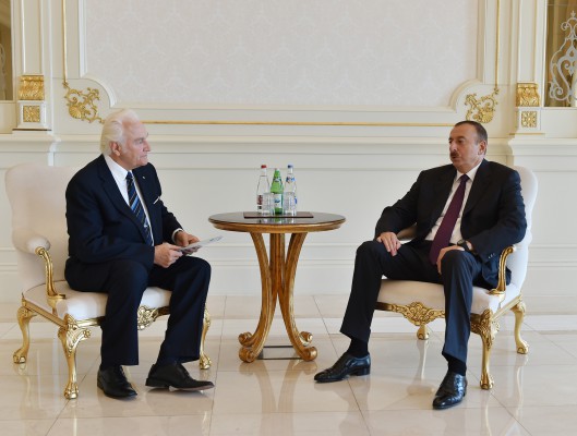 Президент Азербайджана принял экс-премьера Италии и экс-президента Эстонии