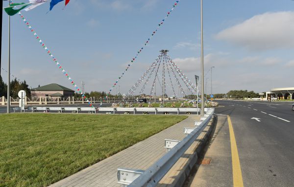 President Aliyev attends opening of first part of Gala-Pirallahi highway (PHOTO)