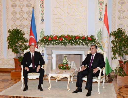 Azerbaijani, Tajik presidents hold one on one meeting