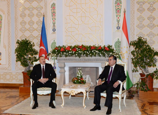 Azerbaijani, Tajik presidents hold one on one meeting