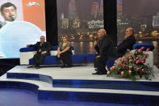 Очередной выпуск телепроекта "Бакинское время" посвящен мастеру мугама Гаджибабе Гусейнову (ФОТО)