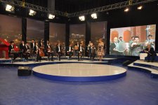 Очередной выпуск телепроекта "Бакинское время" посвящен мастеру мугама Гаджибабе Гусейнову (ФОТО)