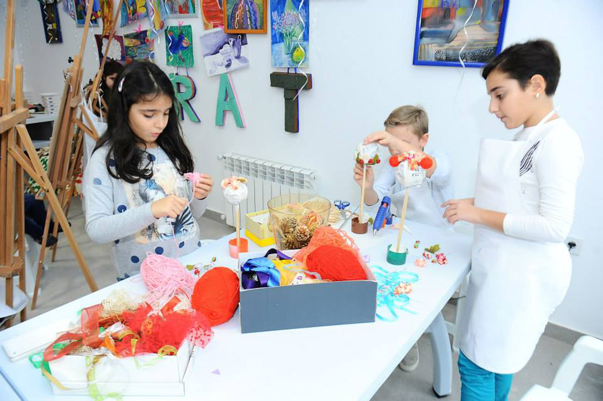 В Баку состоялось открытие Художественных мастерских YARAT STUDIOS (ФОТО)