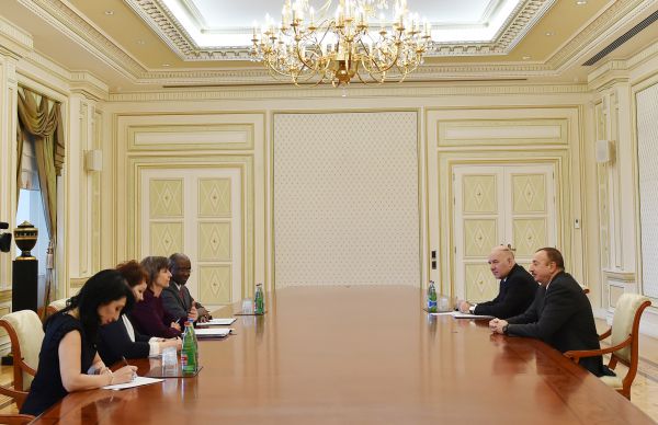 Ильхам Алиев принял делегацию во главе с вице-президентом Всемирного банка