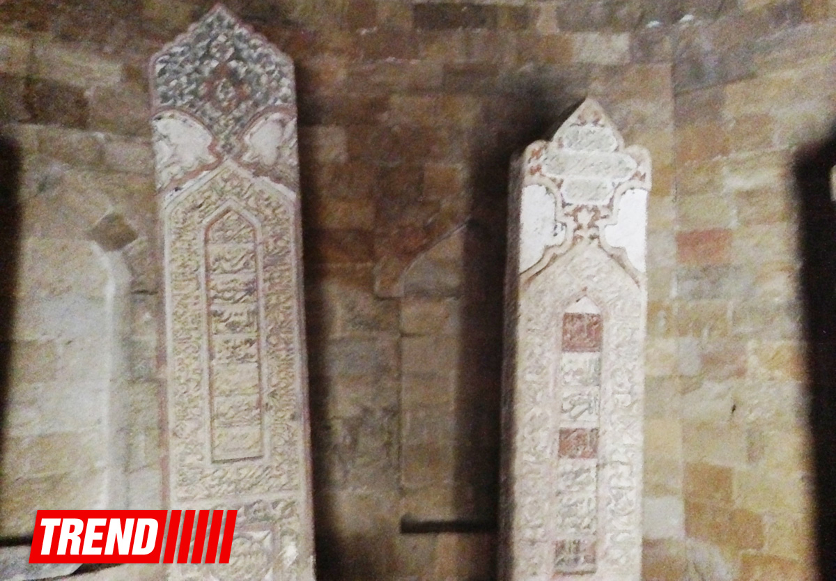 Место исполнения желаний "Дири-баба", жены хана в "Йедди Гюмбез" -  WeekEnd в Шамахы...(ФОТО)