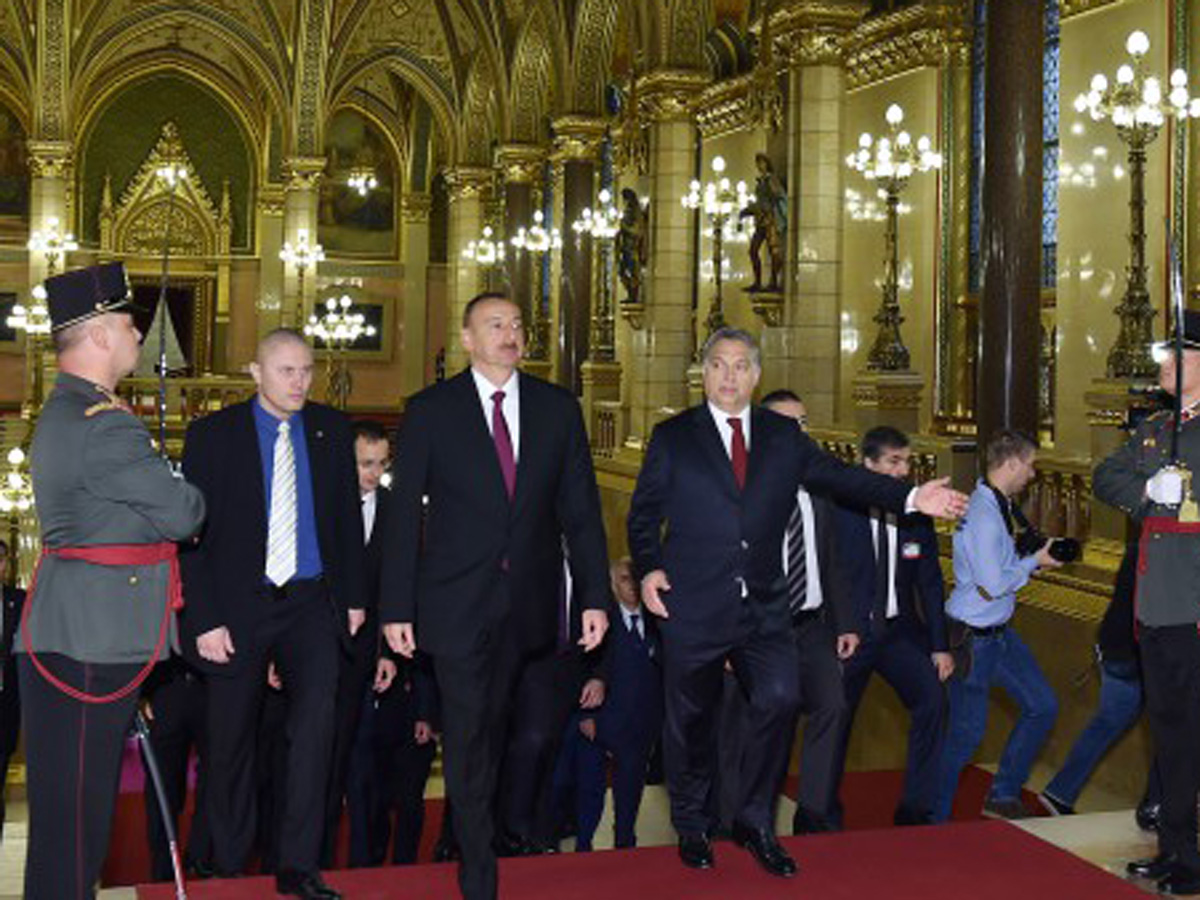 Состоялась встреча Президента Азербайджана и  премьера Венгрии в расширенном составе  (ФОТО)