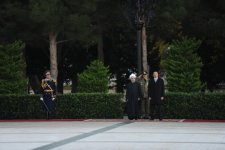 Baku hosts official welcome ceremony for Iran’s president (PHOTO)