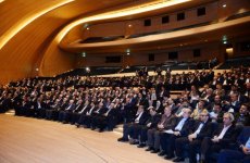 Президенты Азербайджана и Ирана приняли участие в бизнес-форуме в Баку (ФОТО)