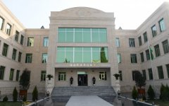 Президент Ильхам Алиев провел оперативное совещание в связи с ситуацией на линии фронта (ФОТО)