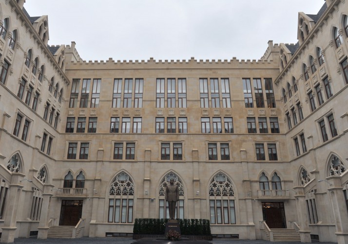 Azerbaijani president attends opening of new building of Baku-Oxford School (PHOTO)