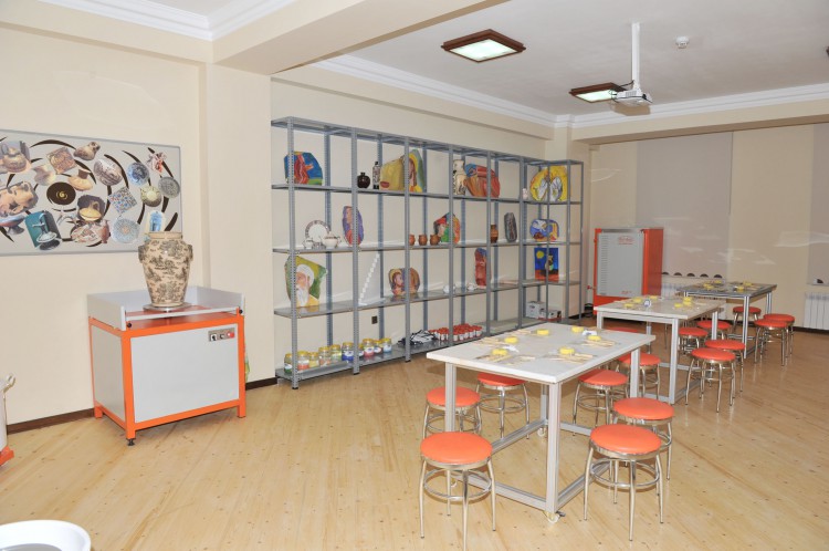 Azerbaijani president attends opening of new building of Baku-Oxford School (PHOTO)
