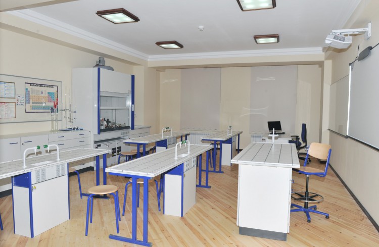 Azerbaijani president attends opening of new building of Baku-Oxford School (PHOTO)