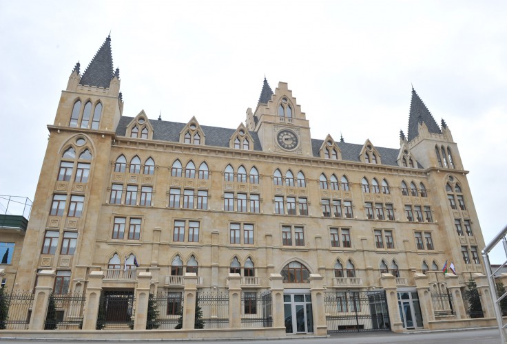 Azerbaijani president attends opening of new building of Baku-Oxford School (PHOTO)