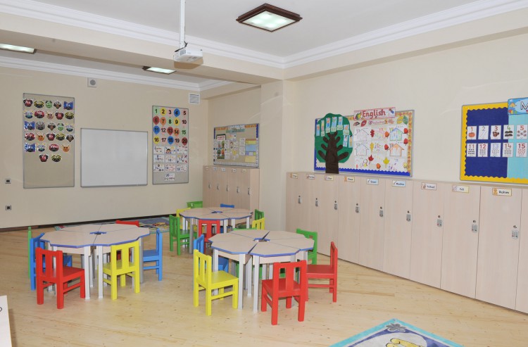 Azerbaijani president attends opening of new building of Baku-Oxford School (PHOTO)