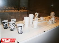 "Горячее и холодное" - в Баку представлено современное стекло и фарфор Центральной Европы (ФОТО)