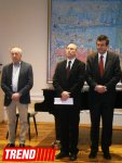 "Горячее и холодное" - в Баку представлено современное стекло и фарфор Центральной Европы (ФОТО)