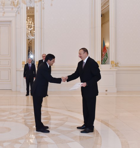 Azerbaijani president receives Spanish, Maltese ambassadors’ credentials