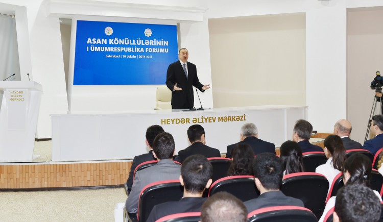 Azerbaijani president attends first All-Republican Forum of ASAN Volunteers (PHOTO)