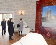 Azerbaijan’s First Lady Mehriban Aliyeva visits “Ateshgah Temple” reserve (PHOTO)