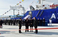 Президент Азербайджана и его супруга приняли участие в церемонии сдачи в эксплуатацию корабля «Муслим Магомаев» (версия 2) (ФОТО)