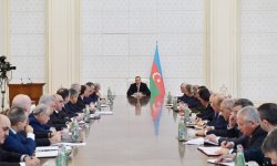 Под председательством Президента Азербайджана состоялось заседание Кабинета министров, посвященное итогам 2014 года (ФОТО)
