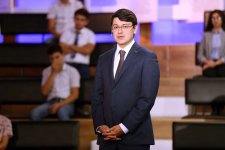 У азербайджанских знатоков "забил фонтан нефти" (ФОТО)