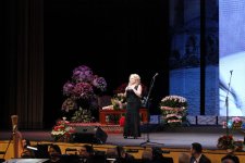 Лариса Долина выступит с юбилейным концертом в Баку (ФОТО)