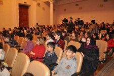 Актеры и певцы провели в Баку акцию "Во имя жизни без талассемии" (ФОТО)